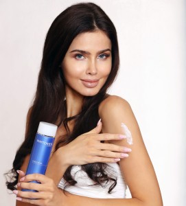 OLÉOCRÈME ULTRA-MOISTURIZING BODY CREAM Ultra-nawilżający balsam do ciała